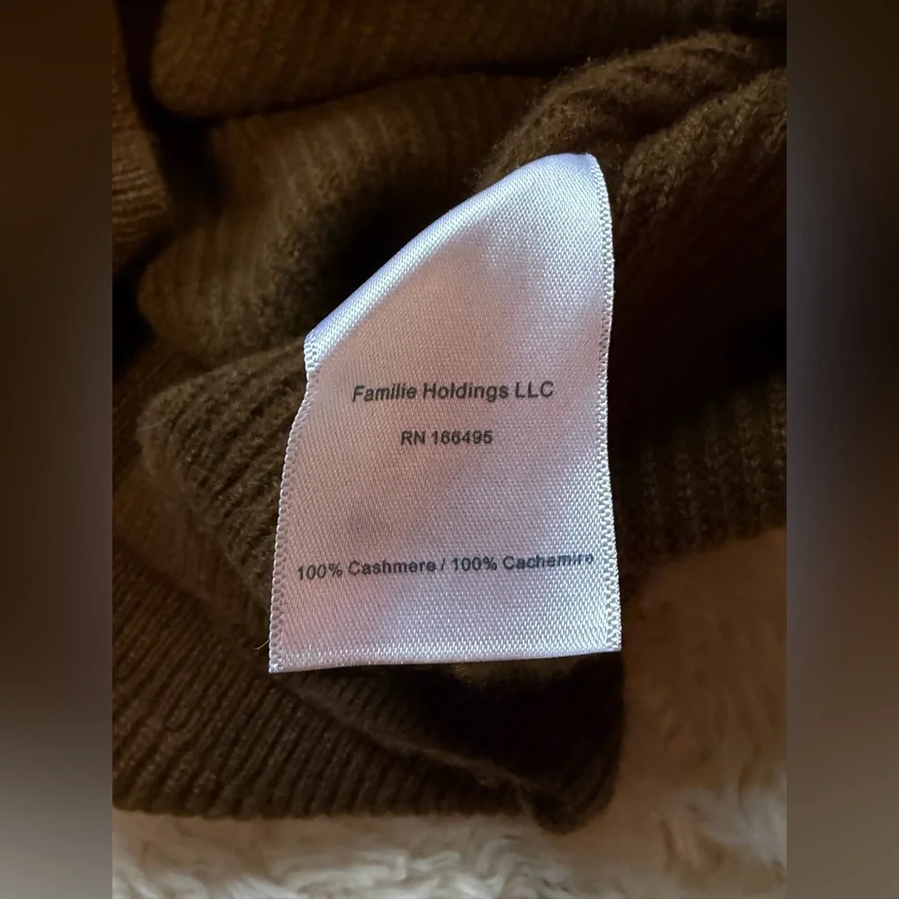 Guest in Residence Knitters 100% Cashmere Crewneck Sweater - Size XS